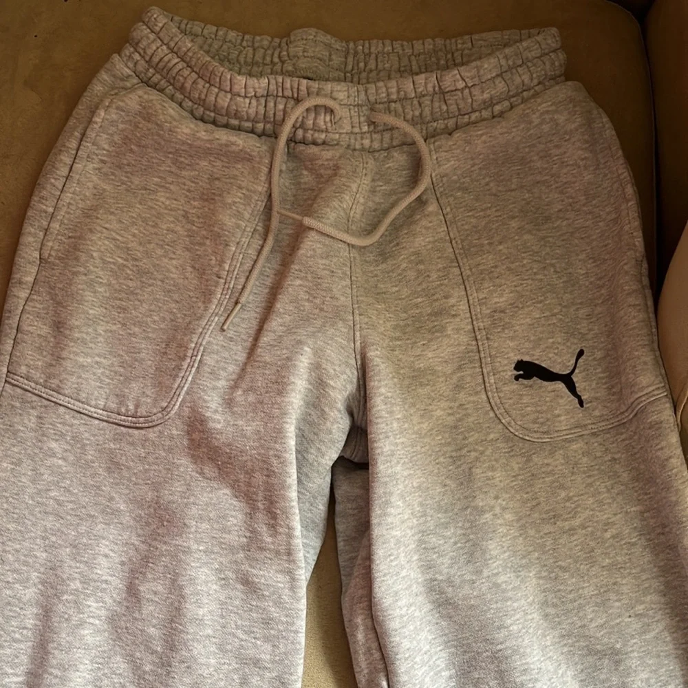 Puma sweat pants - Picture 2 of 2